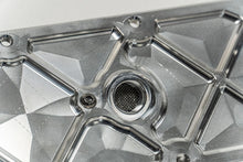 Cargar imagen en el visor de la galería, LME GM LS Billet Racing Valley Cover for Aftermarket Blocks