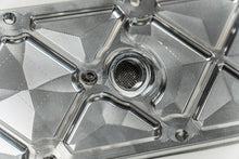 Cargar imagen en el visor de la galería, LME GM LS Billet Racing Valley Cover for Aftermarket Blocks